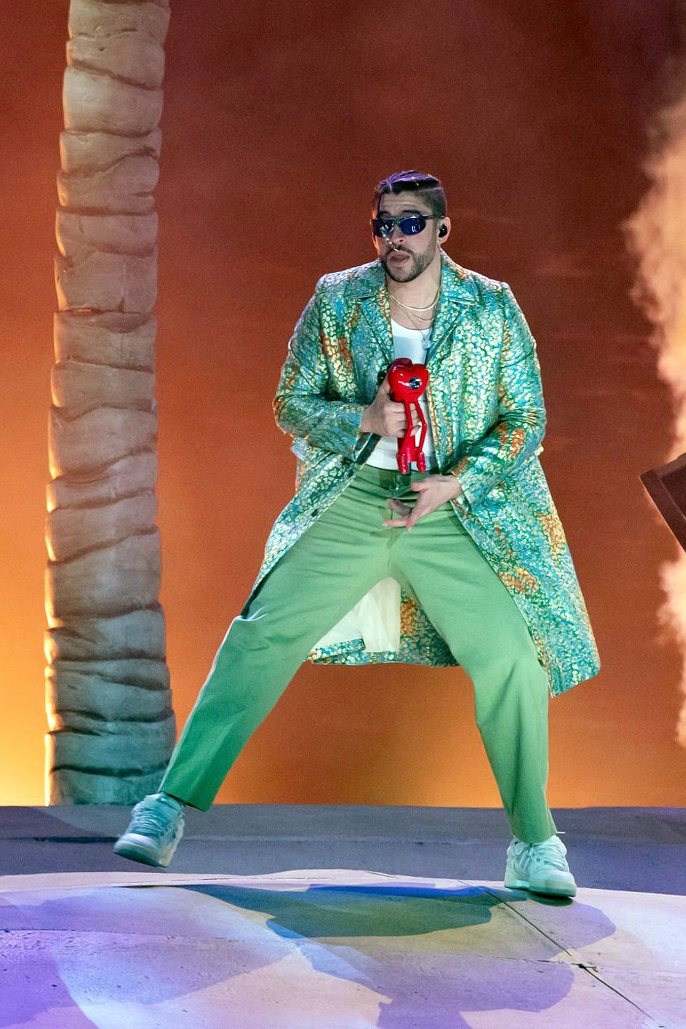 Fanática de Bad Bunny hace petición