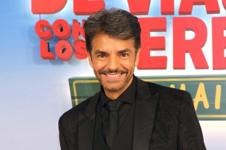 Eugenio Derbez no le cree a Victoria Ruffo que ande en silla de ruedas