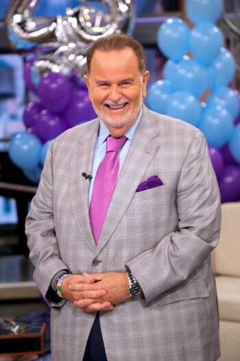 Raúl de Molina bailando