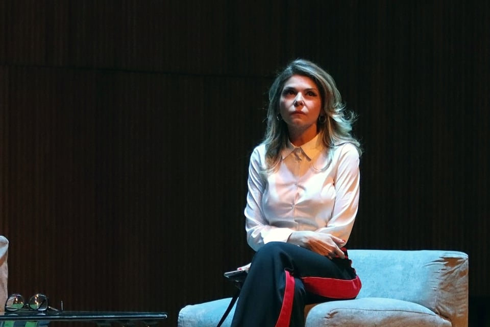 Itatí Cantoral se despoja de su ropa y presume silueta (FOTOS)