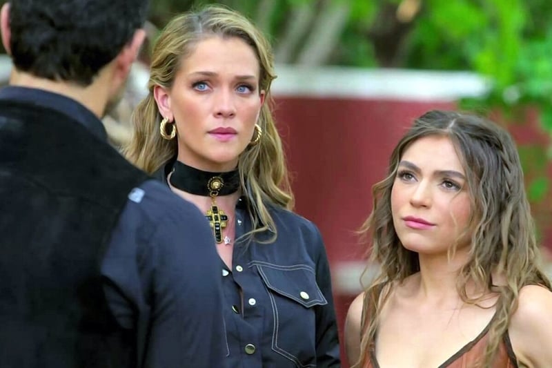 Carolina Miranda, ¿quién mató a sarah?, programa, televisión, actriz 