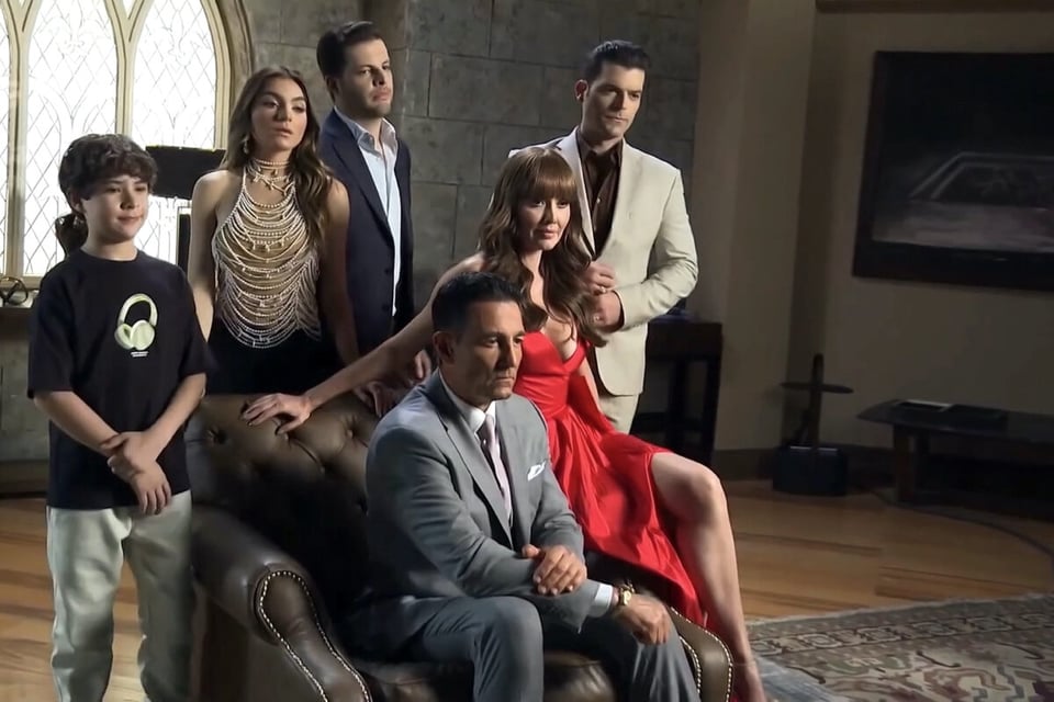Fernando Colunga,José Alberto Castro, guero castro, estreno