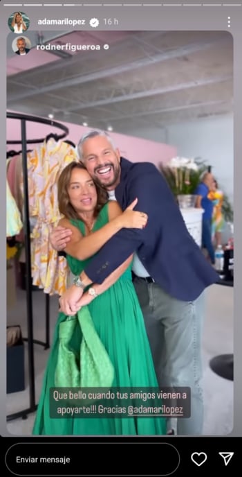 lanzó nueva colección de ropa en una feria de moda