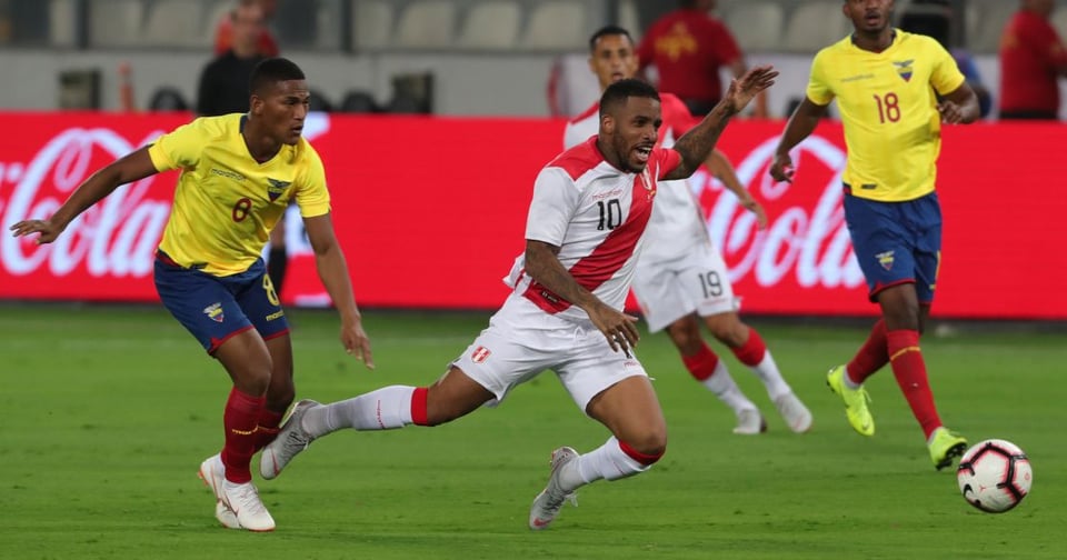 Perú y Costa Rica se miden por un triunfo que les haga terminar bien el año