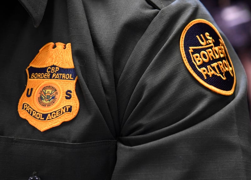 Crónica: Agente CBP asesino mató a su familia y se suicidó