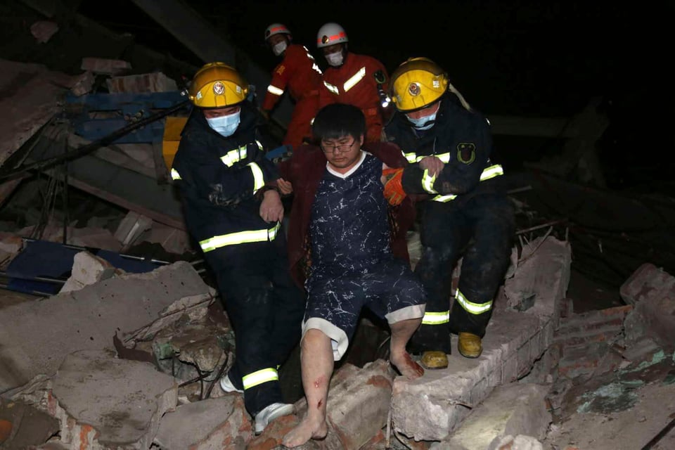 China: 10 muertos tras caerse hotel usado en cuarentenas por coronavirus featured image