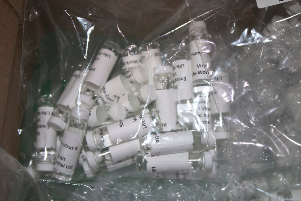 Decomisan kits falsos de pruebas del coronavirus en Los Ángeles featured image