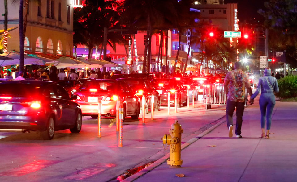 Toque de queda en Miami Beach por coronavirus; casos en Florida superan los 130