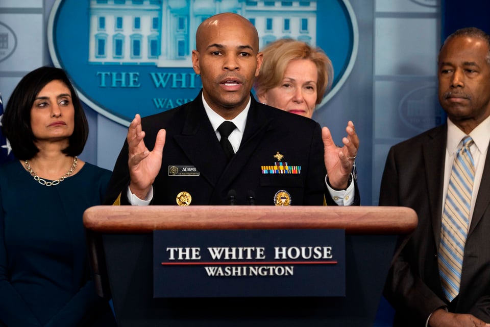 Piden a población de Estados Unidos quedarse en casa: «La situación empeorará» featured image
