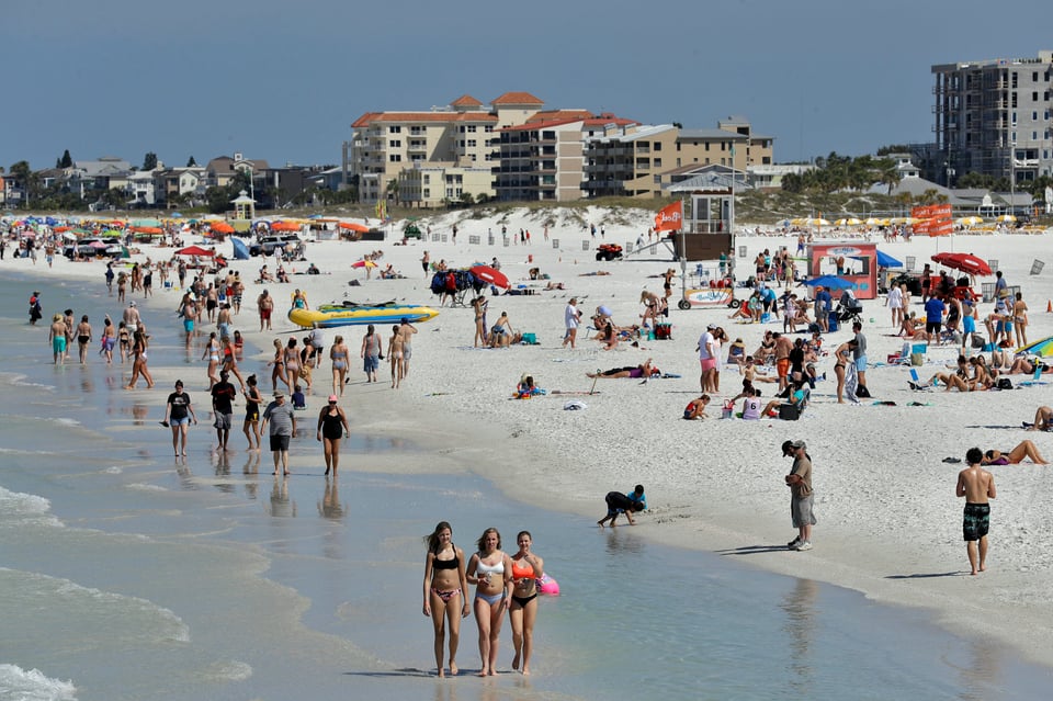 Playas del norte de Florida entre las primeras en reabrir desde el cierre por el coronavirus featured image