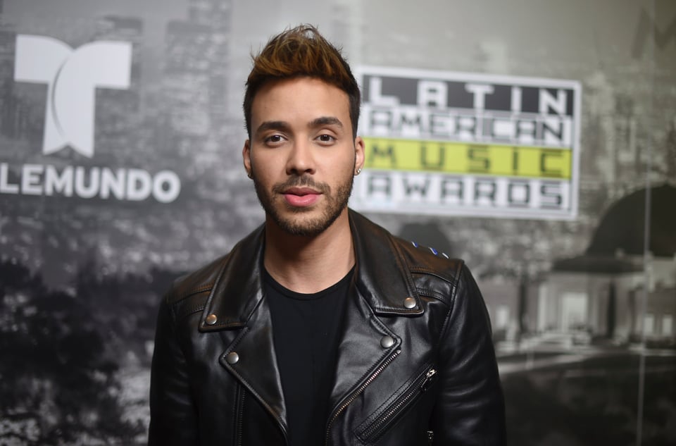 Prince Royce tiene COVID, y algo que decir