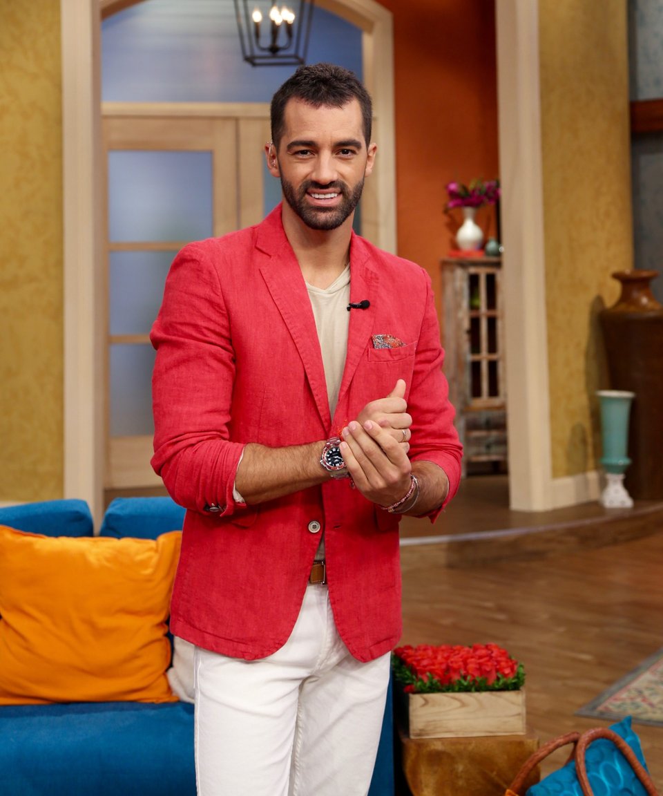 Toni Costa ‘cierra la boca’ a los haters de Adamari López (FOTO)