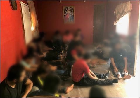 ÚLTIMA HORA: Denuncia ciudadana lleva al arresto de 24 indocumentados en Texas (FOTOS)