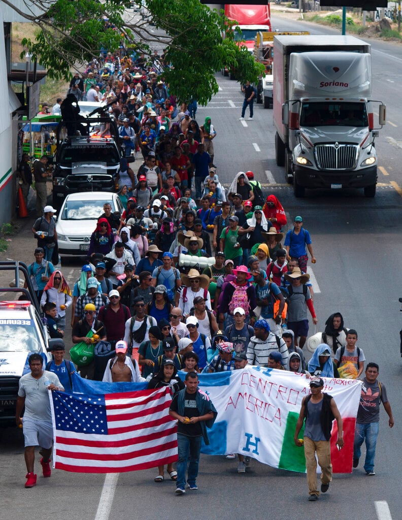 México anuncia visa humanitaria limitada para migrantes
