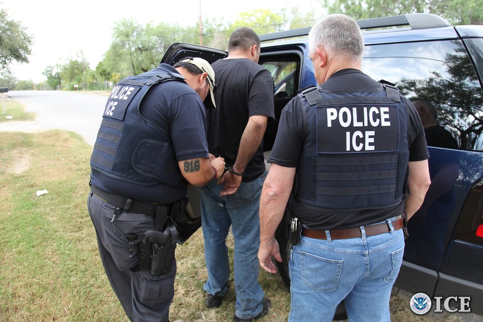 Las redadas de Trump arrestan cada vez a más inmigrantes sin antecedentes