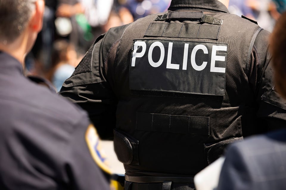 California: Arrestan a un adolescente autista tras sufrir convulsiones featured image