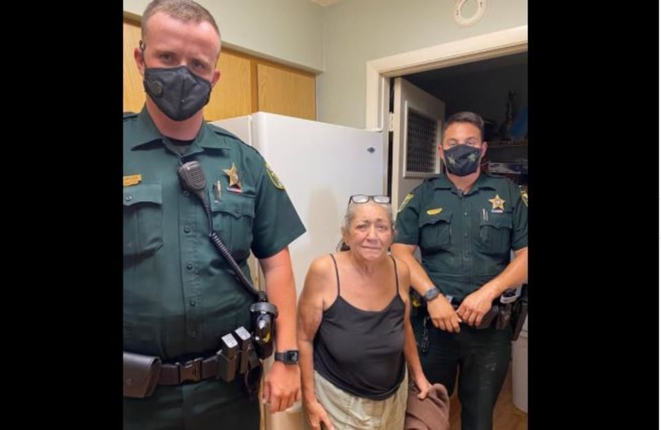 Florida: Anciana llama al 911 por refrigerador estropeado y recibe sorpresa (FOTOS)