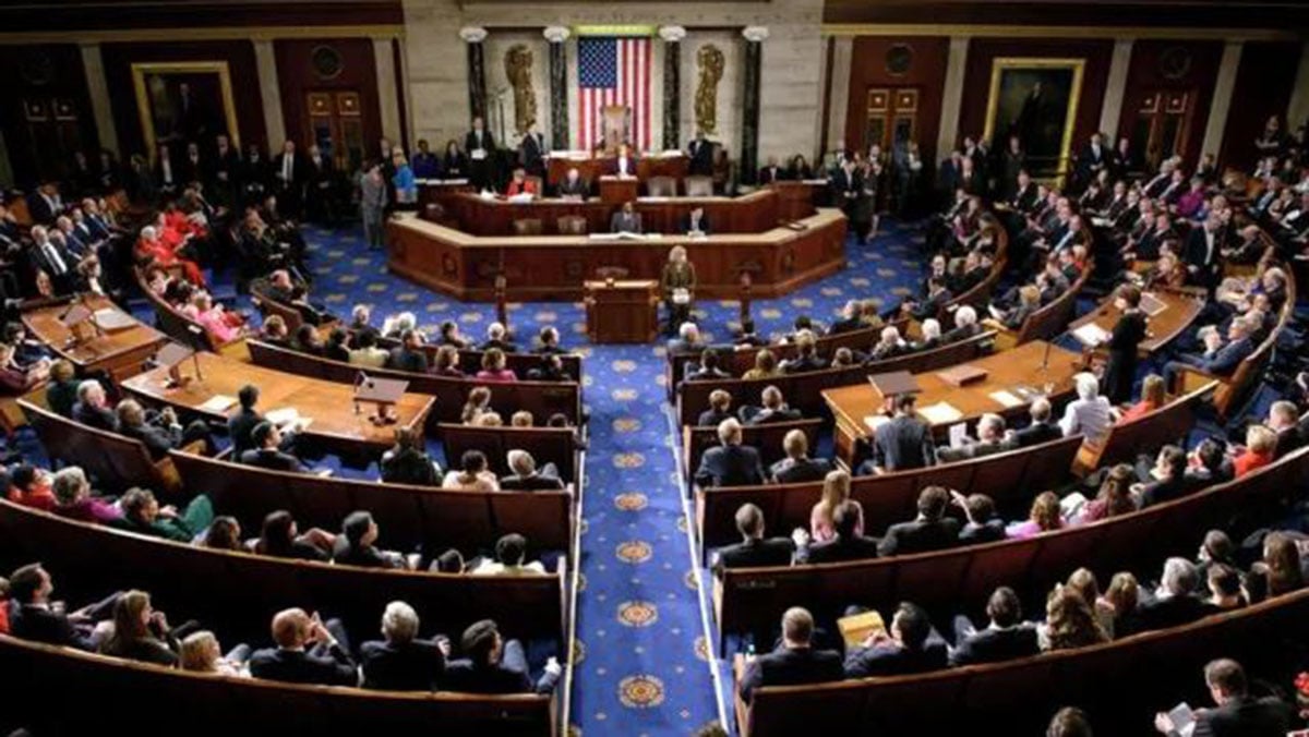 Comisión de Cámara de Representantes aprueba los cargos contra Trump