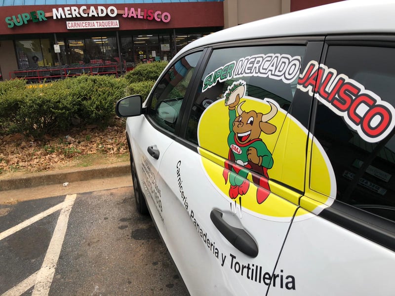 ICE arresta hispanos en cadena de supermercados