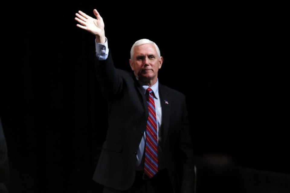 Mike Pence niega estar en cuarentena y afirma que estará el lunes en la Casa Blanca