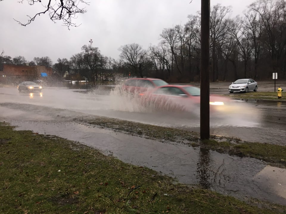 Alerta por tormenta invernal e inundaciones en NY