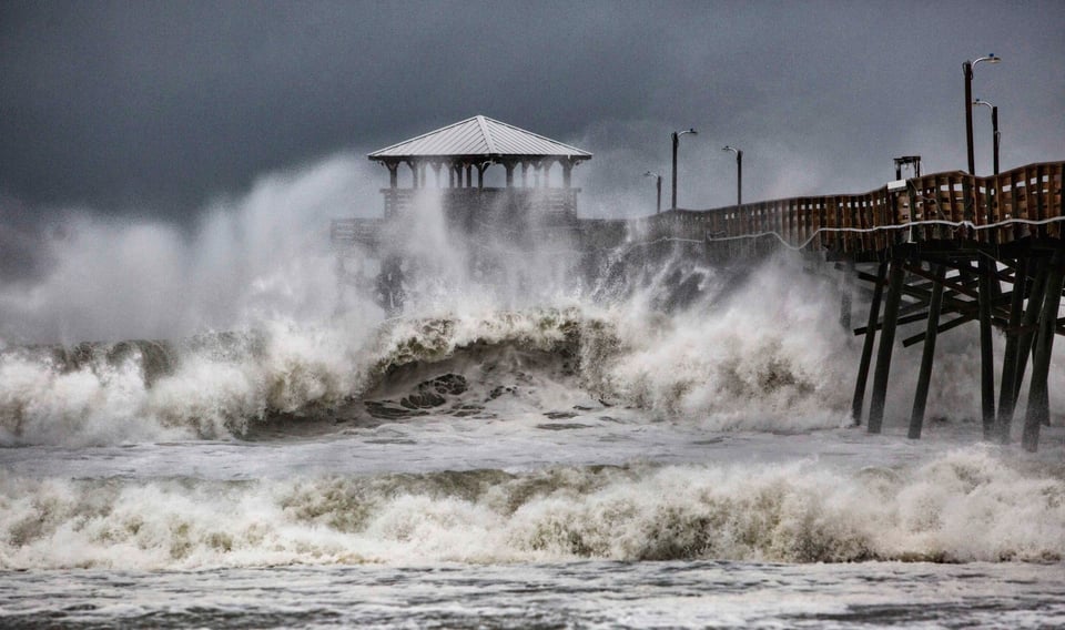 ÚLTIMA HORA: El huracán Florence toca tierra en Carolina del Norte