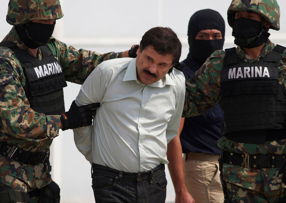 El Chapo Guzmán llega enfermo a juicio, afirma su abogado
