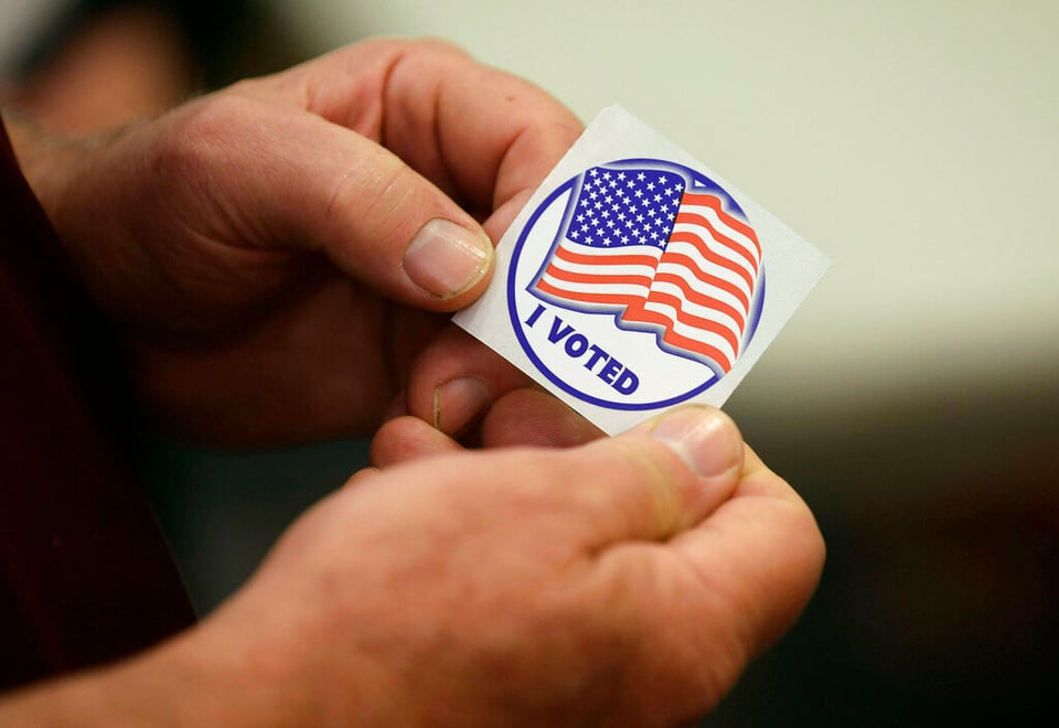 Inmigrante votó tres veces con una “green card”