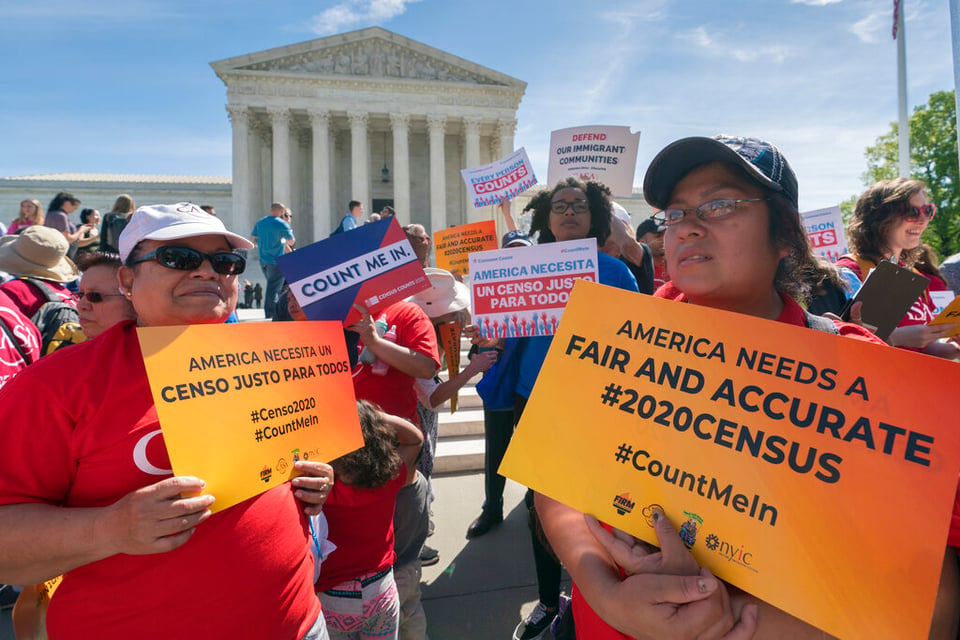 Más de dos millones de latinos podrían quedar fuera del censo 2020