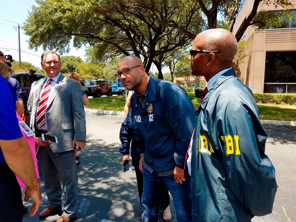 Redadas del ICE en universidades y empresas: Lo que hay que saber