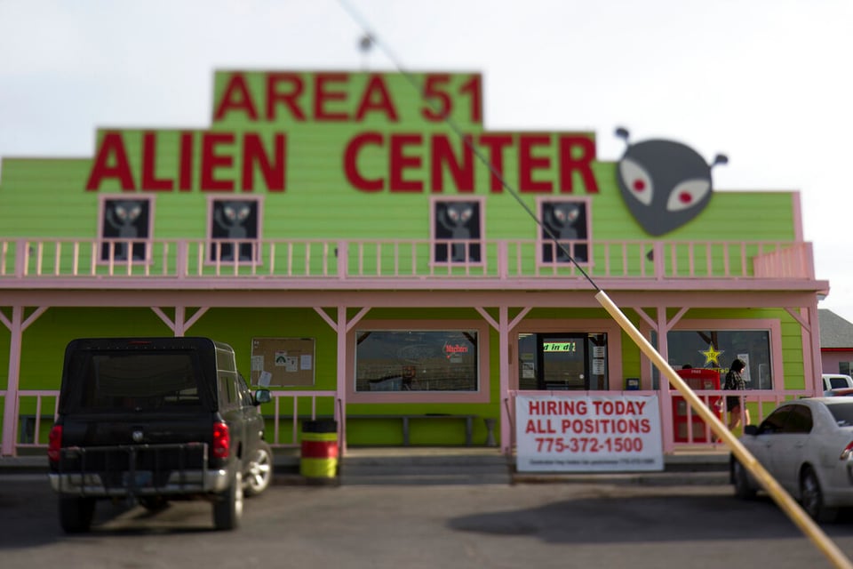 Área 51: Otro condado de Nevada se prepara para búsqueda de extraterrestres featured image