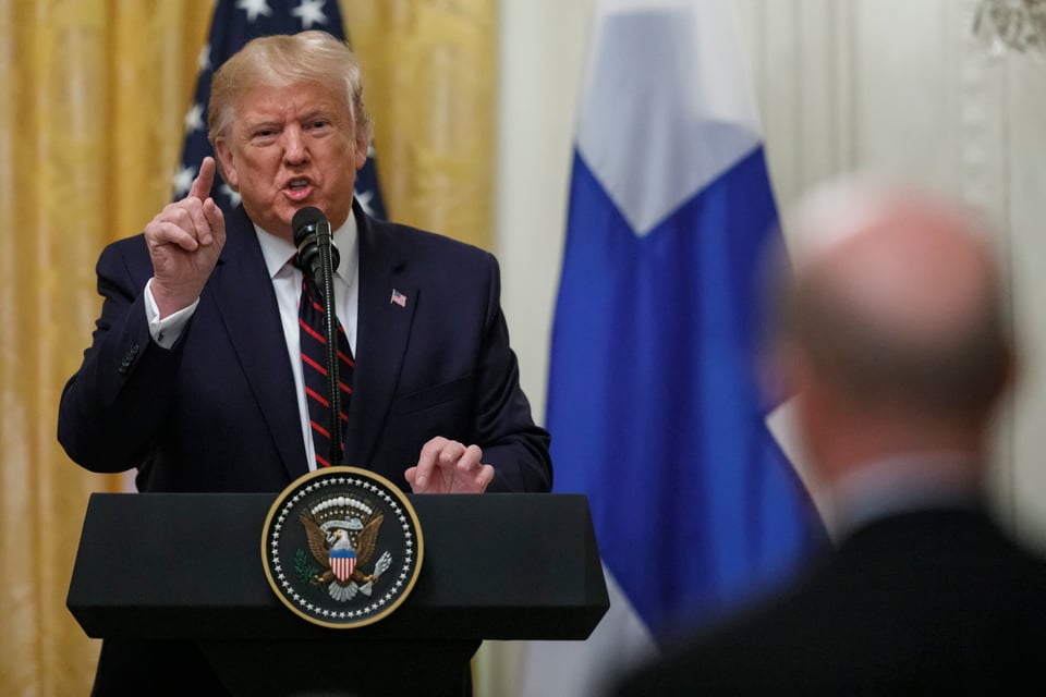 Trump estalla en conferencia de prensa: “¿Me hablas a mí?» (VIDEO) featured image