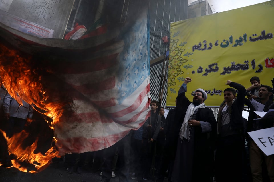 Irán advierte al mundo que ya no acatará restricciones de acuerdo nuclear y pone a temblar a todos con su poderío