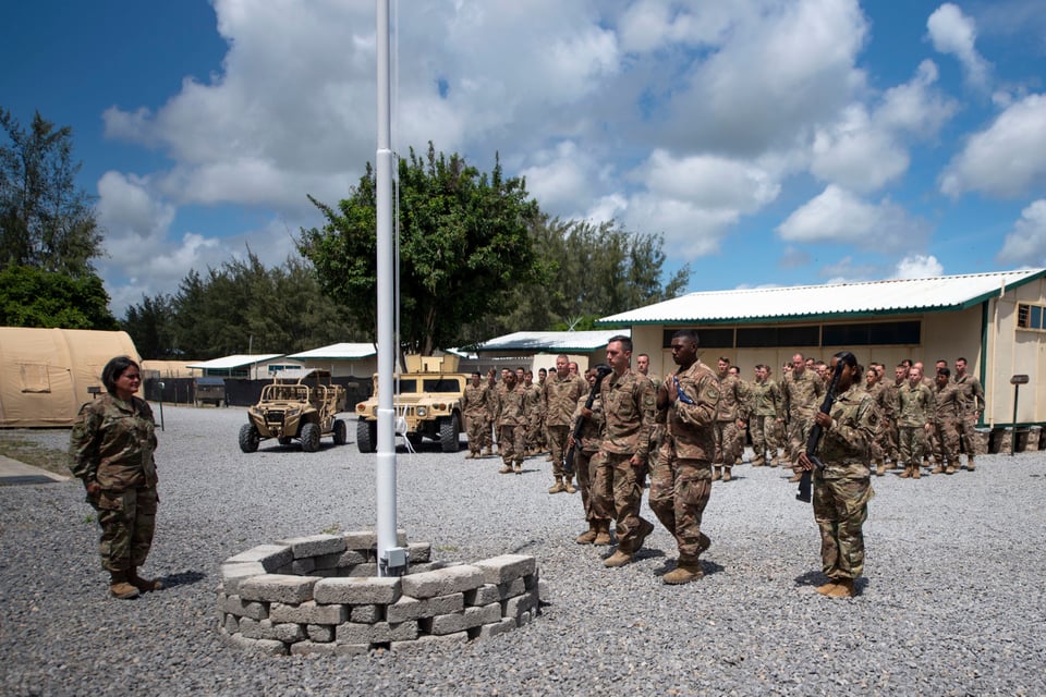 Milicianos atacan base de Estados Unidos en Kenia