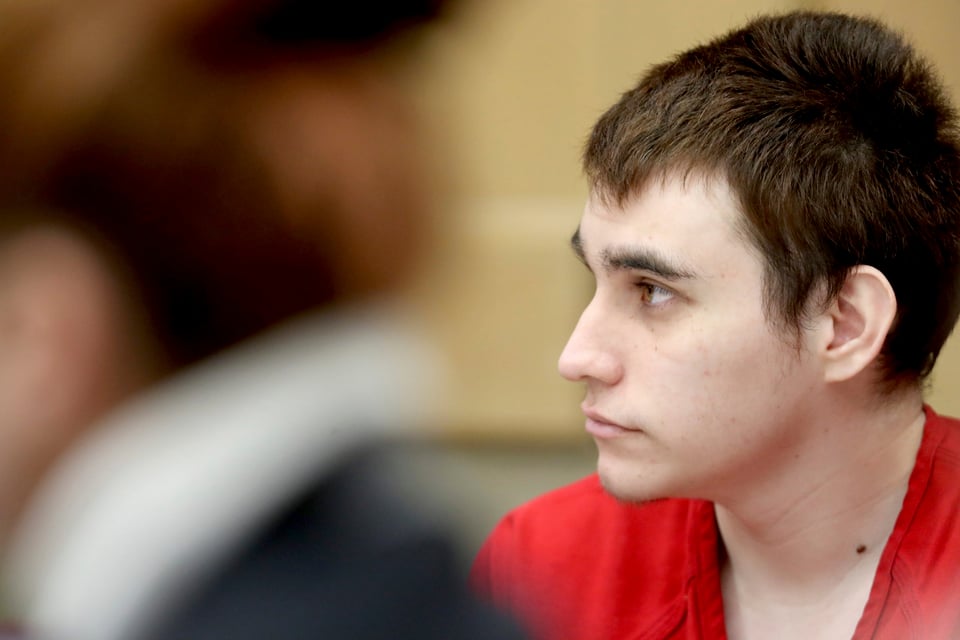 Testigo clave de masacre escolar en Florida sigue traumatizada y «no puede» ir al juicio aún