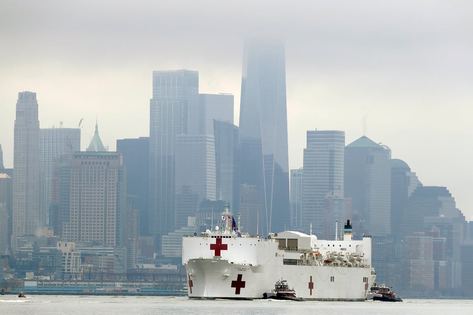 Gobernador de Nueva York suplica por ayuda y se prepara para el ‘tsunami’ de contagios