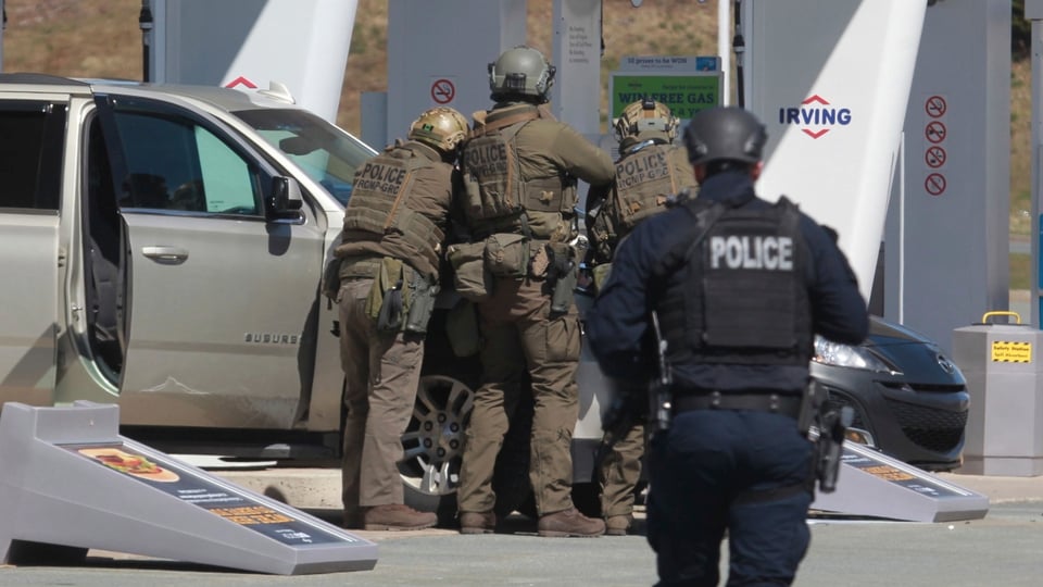 Masacre en Canadá: Confirman 16 muertos en el tiroteo de Nueva Escocia