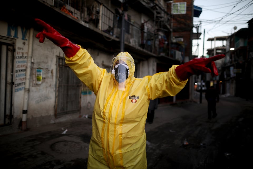 Nueva Zelanda, cerca de erradicar el virus que golpea al mundo