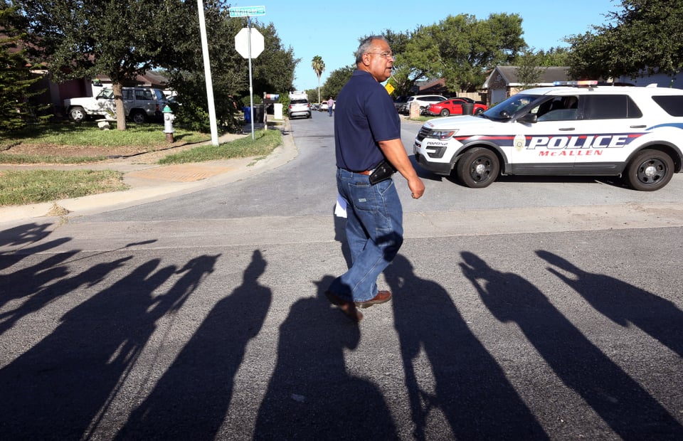 Matan a dos policías hispanos en tiroteo en Texas featured image