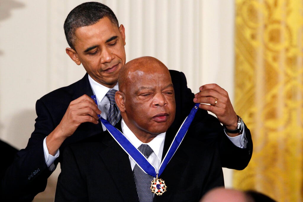 Obama lamenta la muerte de John Lewis: «Gracias a él podemos creer en la posibilidad de rehacer este país»