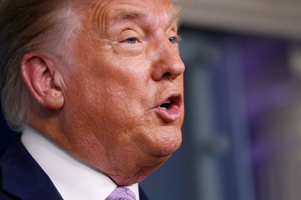 Facebook elimina video de Trump por información falsa de virus