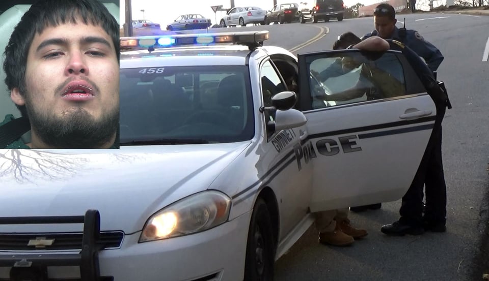 EXCLUSIVA: Policía arresta en plena calle a hispano «racista” featured image