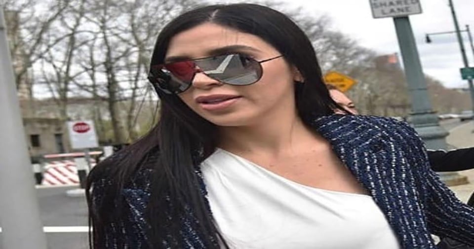 Emma Coronel, esposa del Chapo, comparte foto en bikini de Alexa Dellanos