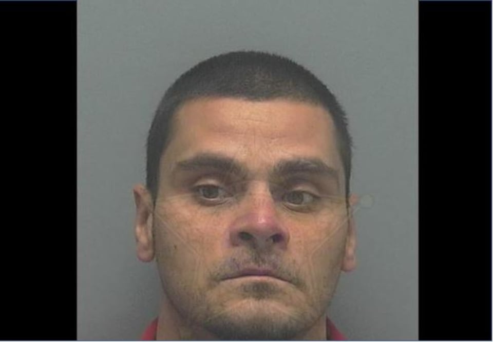 Florida: Sospechoso de pornografía infantil vuelve a ser arrestado por actos lascivos featured image