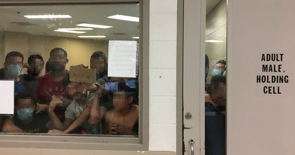 Congresistas exigen investigar muertes y deficiencias médicas en prisiones de ICE