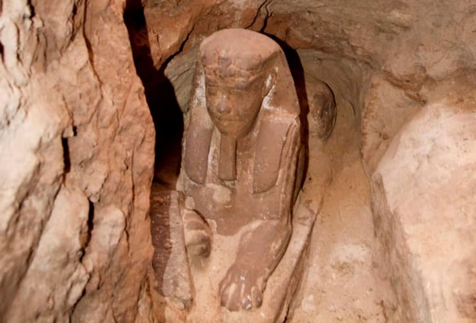Arqueólogos descubren esfinge antigua en Egipto