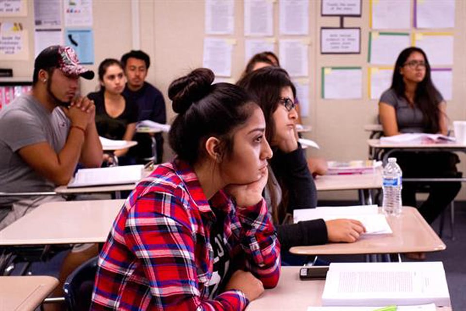 Trump Threatens to Cut Funding to Schools That Allow «Illegal» Protests