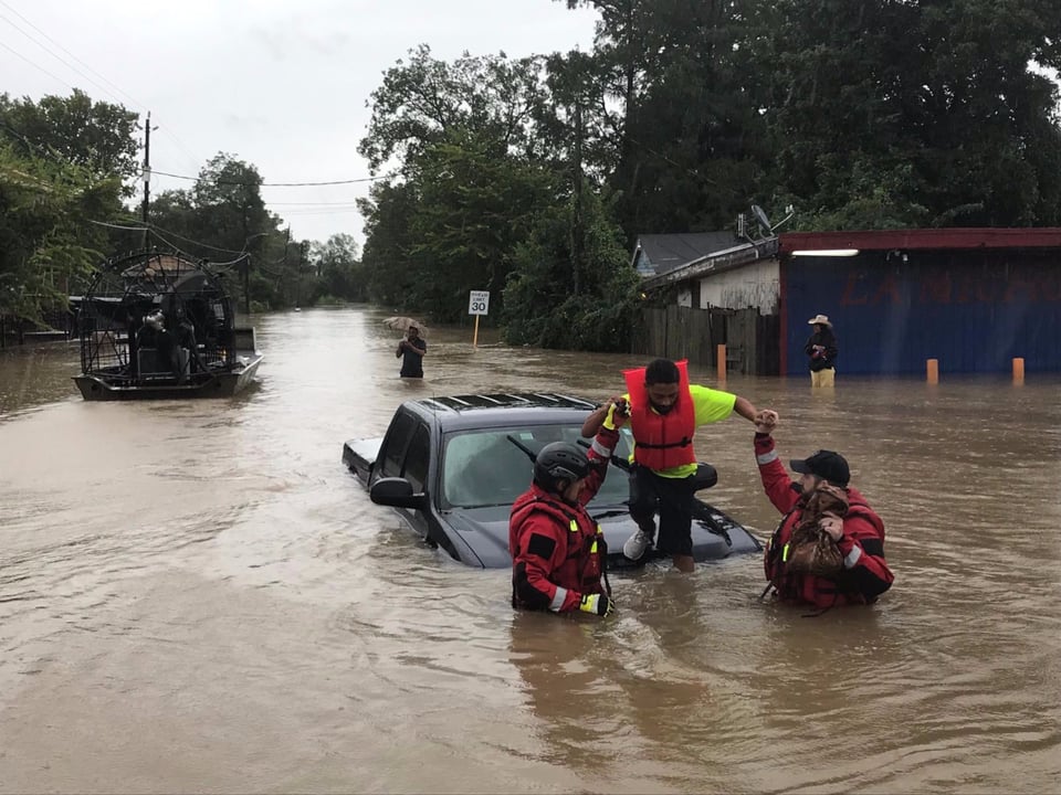 Texas: Lanzan advertencia en Houston ante la inminente llegada de Marco y Laura
