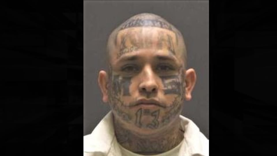 Arrestan a pandillero hispano, uno de los 10 más buscados de Texas