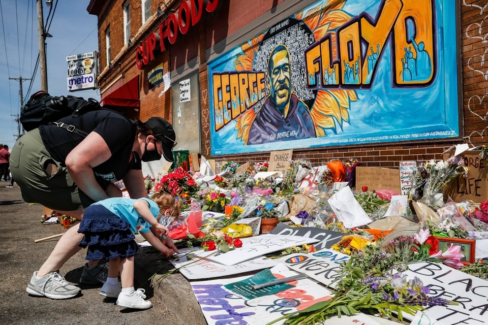 Anonymous advierte sobre abusos de policía de Minnesota por muerte de George Floyd (VIDEO)